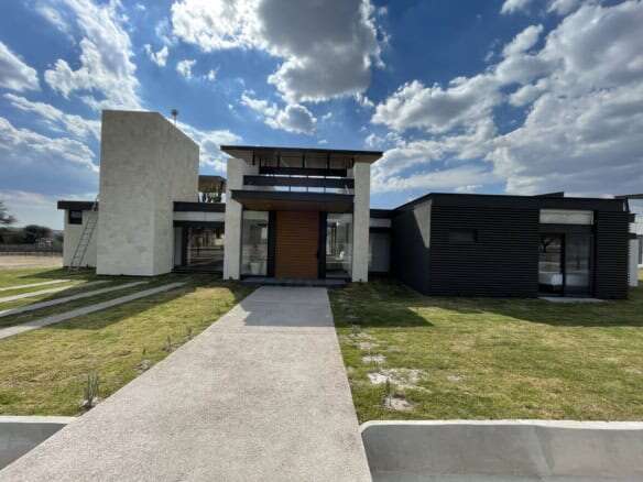 Modern vineyard estate with sleek architecture and spacious outdoor areas in San Miguel de Allende,.