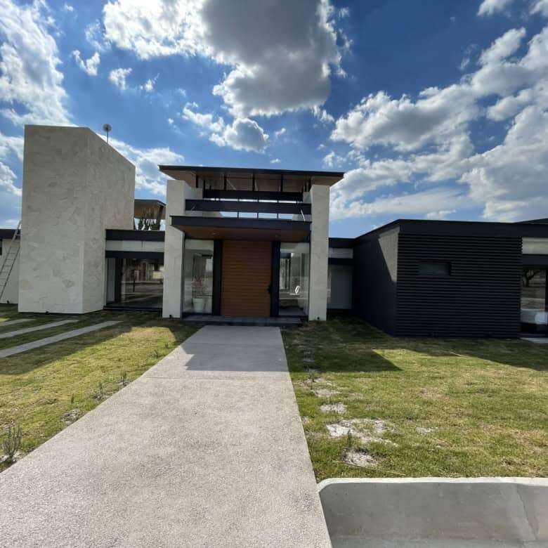 Modern vineyard estate with sleek architecture and spacious outdoor areas in San Miguel de Allende,.