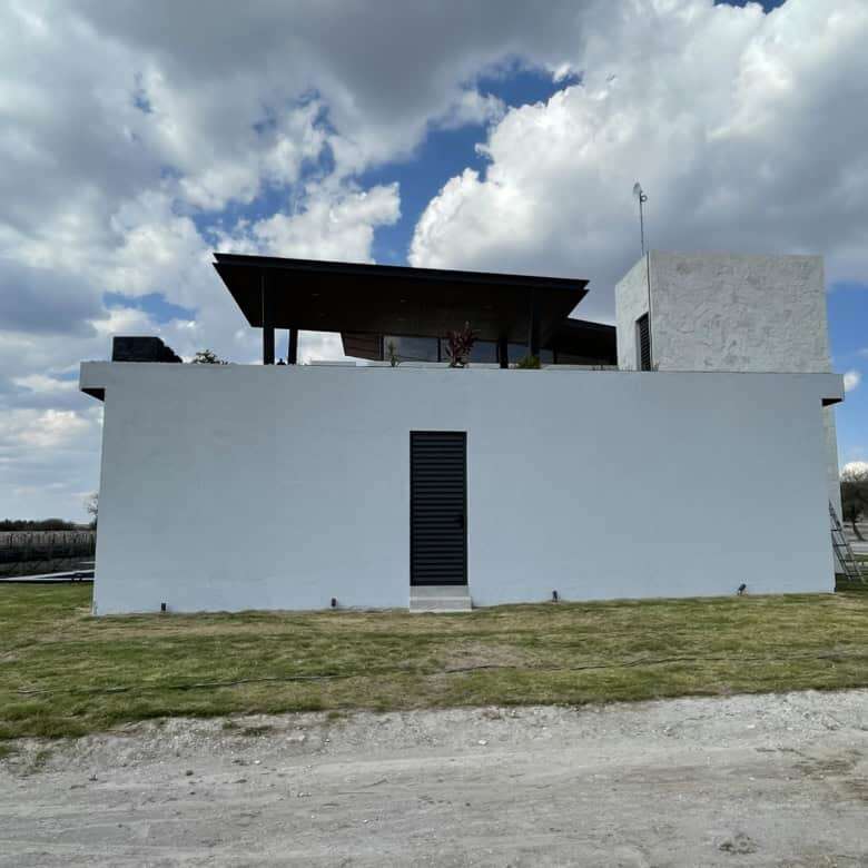 Contemporary vineyard estate with rooftop views and private pool in San Miguel de Allende, Mexico.