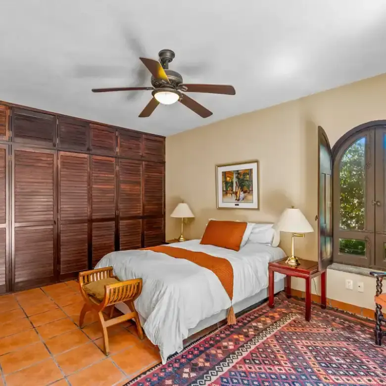 Bedroom with lake view in Rancho Los Labradores, San Miguel de Allende.