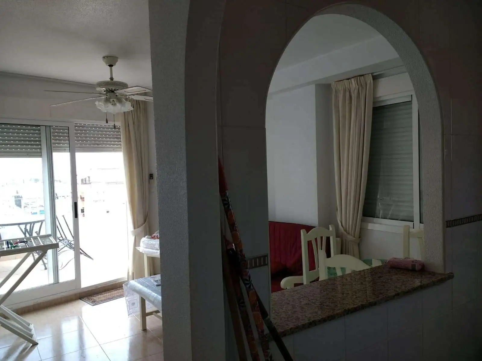 Bright 2-bedroom penthouse with sea views in Torrevieja, ideal for modern living or investment.