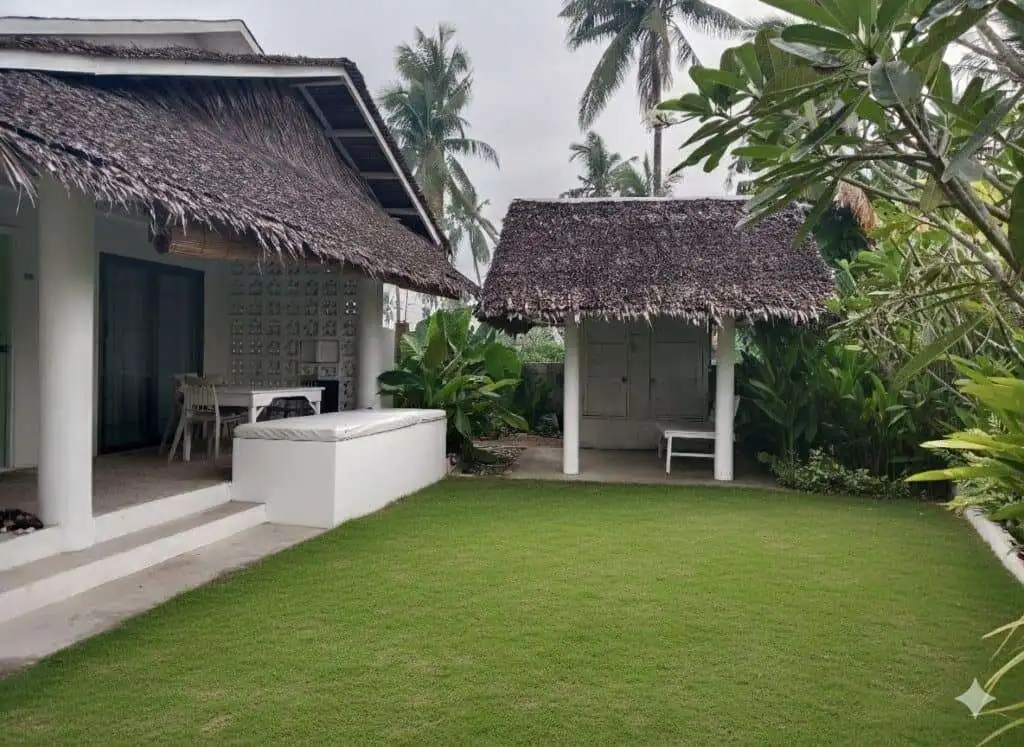 Beautiful 3-bedroom house in Siargao Island with lush garden and tropical surroundings. Perfect for.