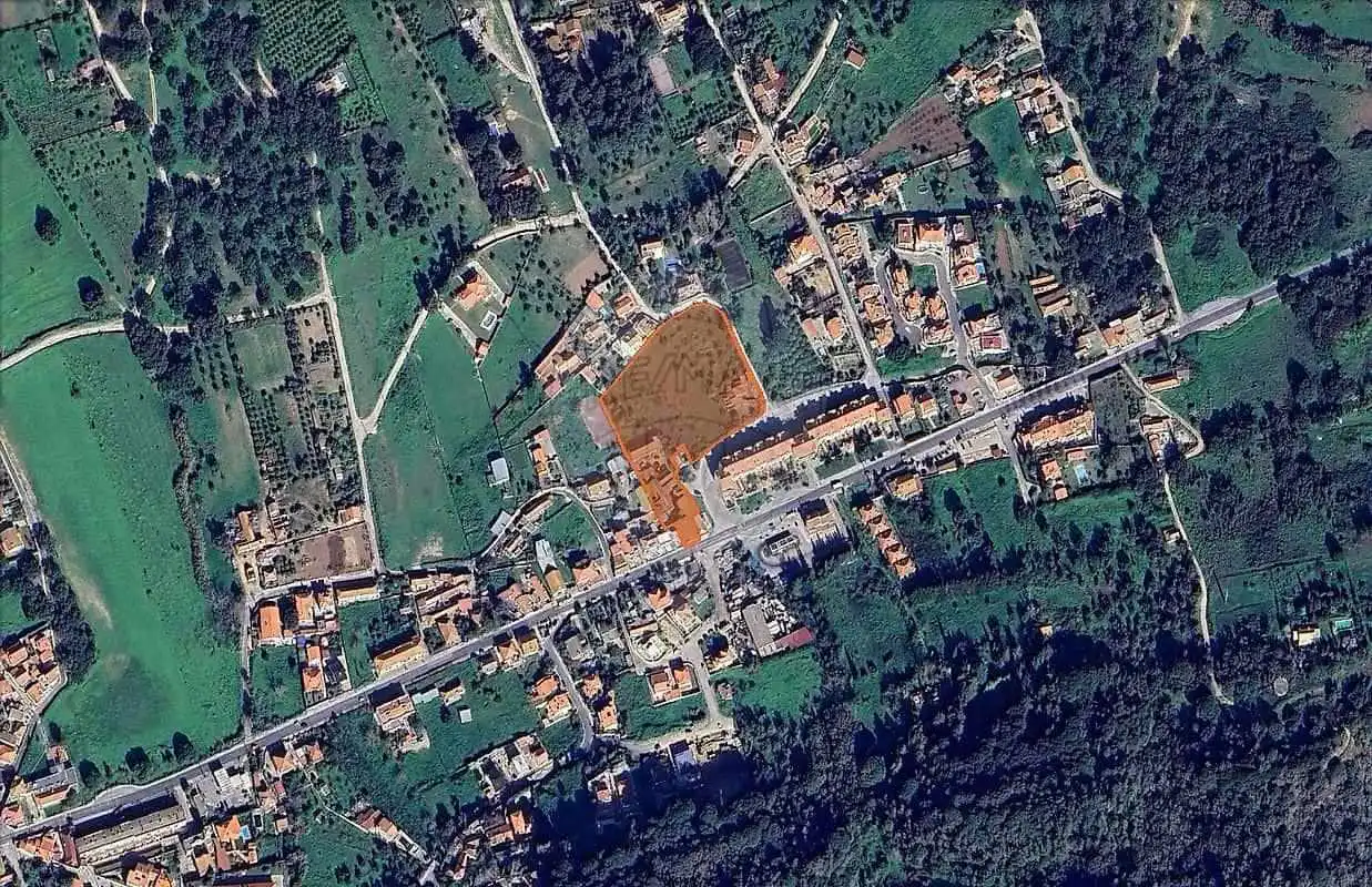 Land for sale in Cabanas Setubal, Portugal, ideal for building your dream home or investment.