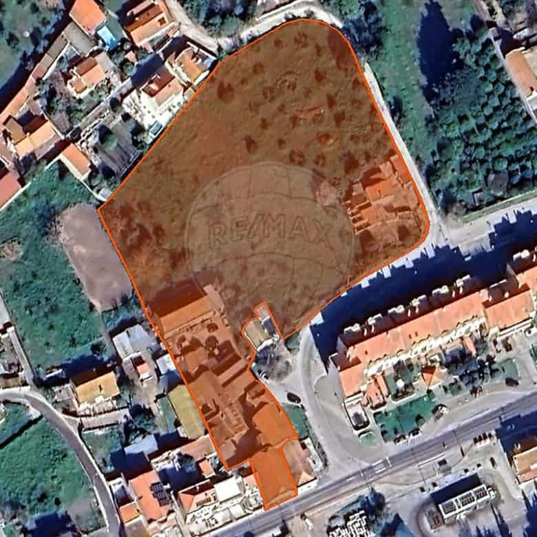 Land for sale in Cabanas Setubal, Portugal, ideal for development or investment.