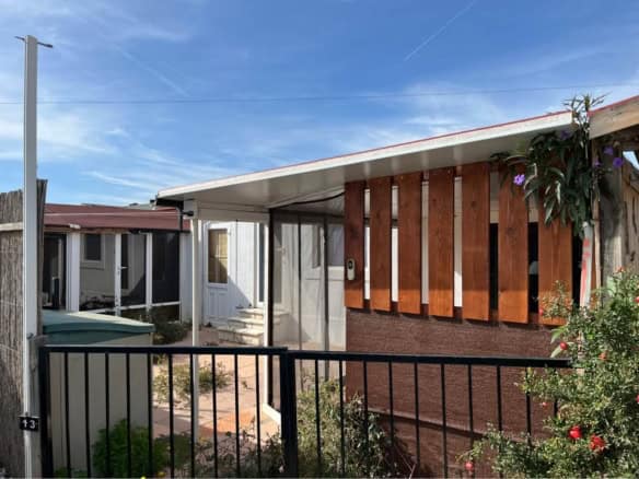 Spacious static mobile home with 2 bedrooms for sale at Camping Castillejo Fortuna, Spain. Perfect h.