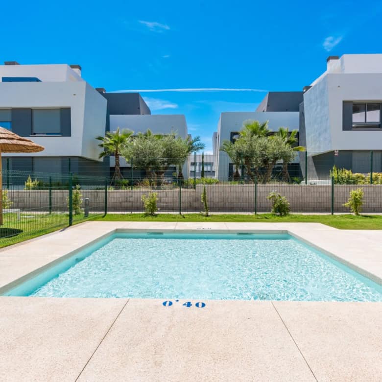 Pool area of a modern penthouse in Selwo, Estepona.