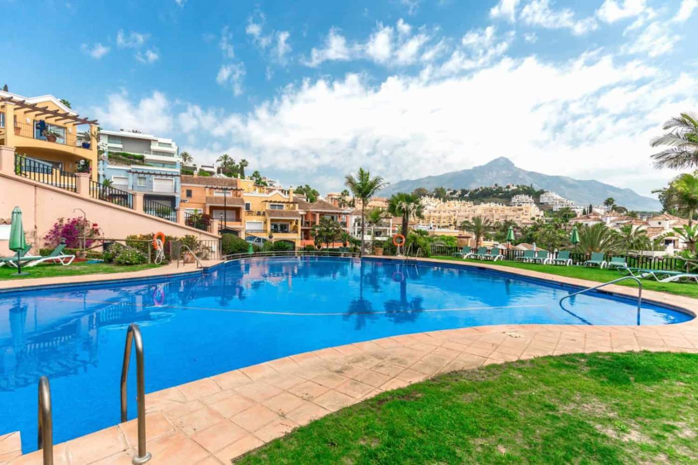 Refurbished Townhouse in Brisas del Sur, Nueva Andalucía Swimming pool at Brisas del Sur townhouse complex, Nueva Andalucía, Spain.