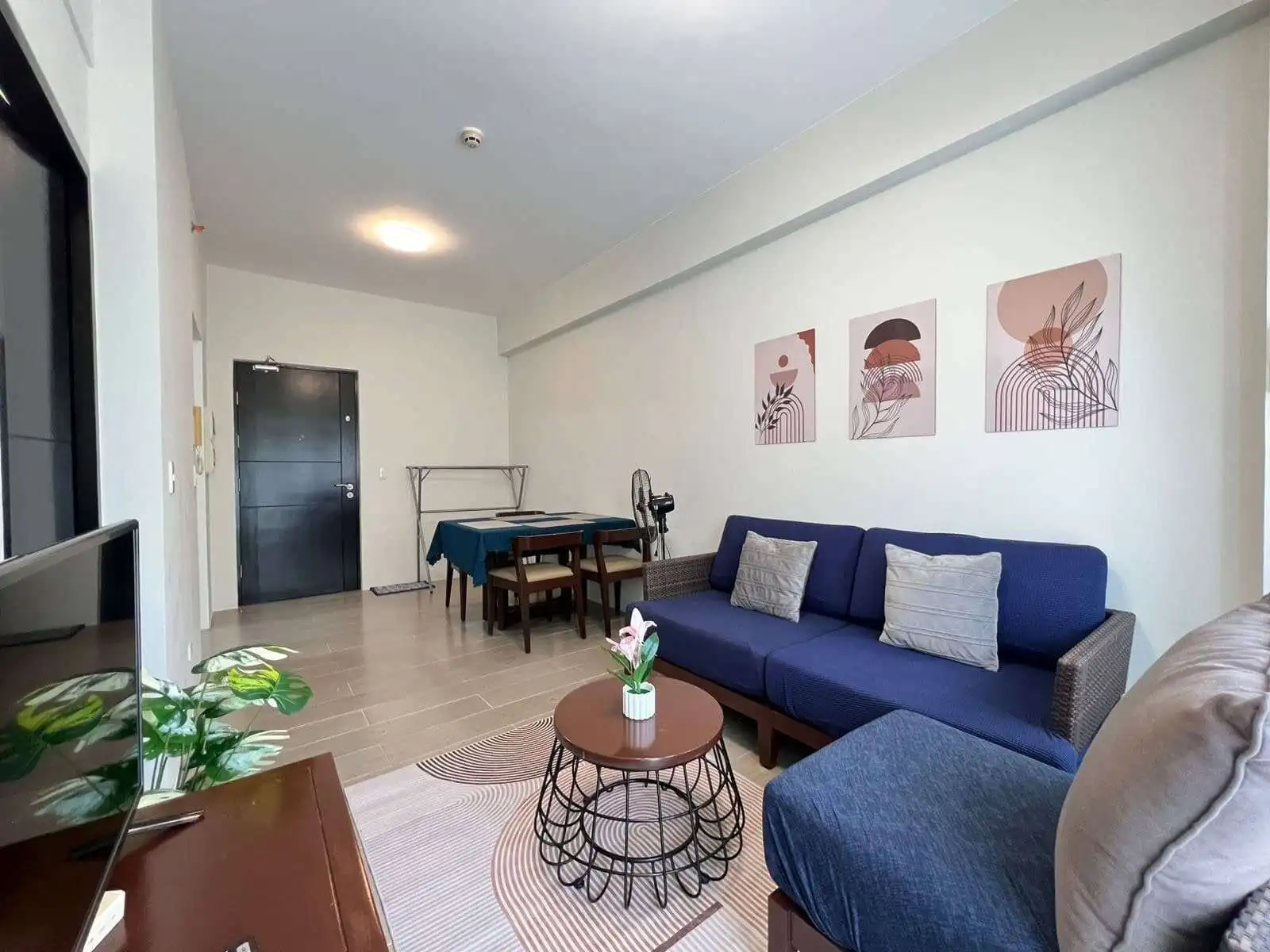 Comfortable 1-bedroom apartment with stylish decor in Oceanway Residencies Boracay. Perfect for rela.