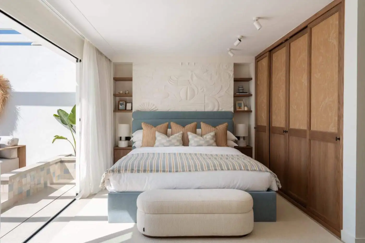 Beachfront bedroom with sea views in Marbella Golden Mile.