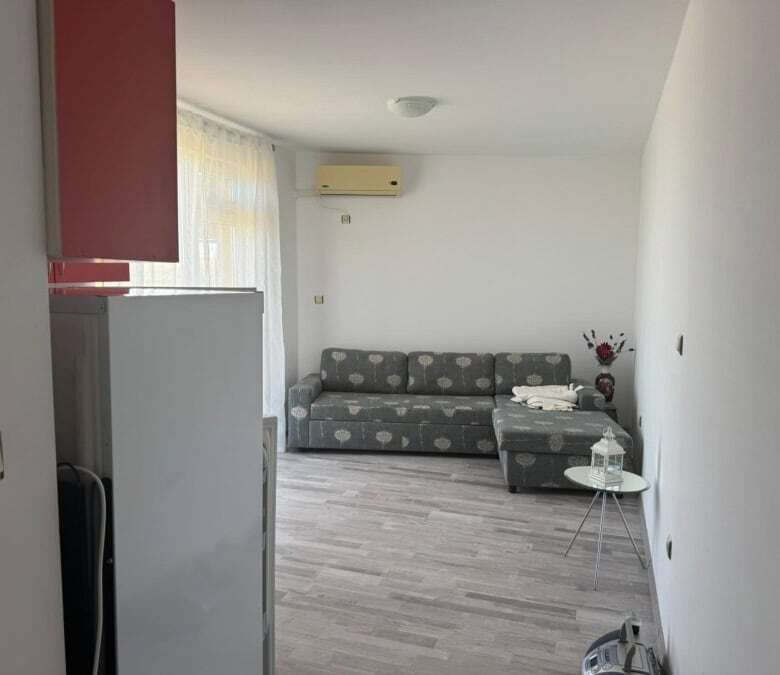 Bright, modern 33 sq.m. apartment with stylish furnishings in Sunny Day 5, ready for immediate move-.