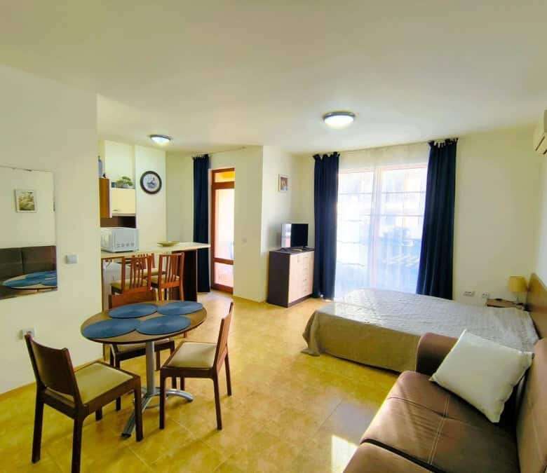 Modern 48 sq.m. studio apartment near the sea in Sveti Vlas.