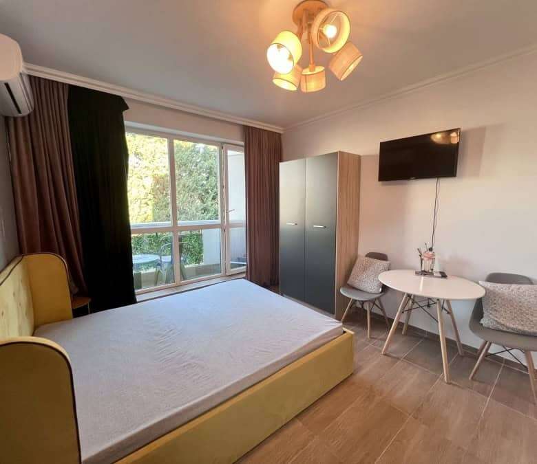 Bright interior of a newly built 33 sq.m. studio in Magnolia Residence 5, located in the center of S.