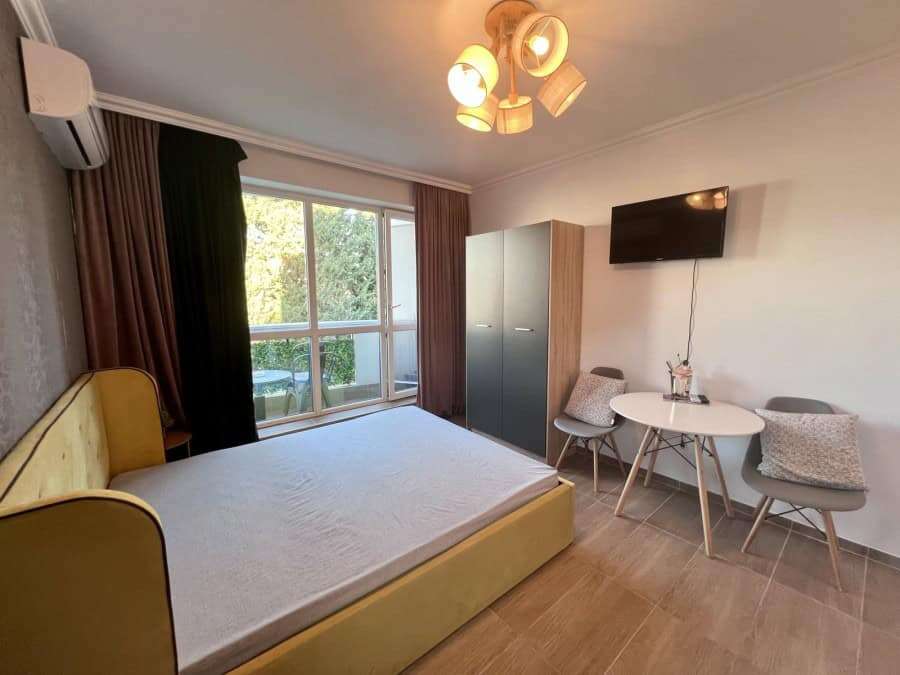 Bright interior of a newly built 33 sq.m. studio in Magnolia Residence 5, located in the center of S.