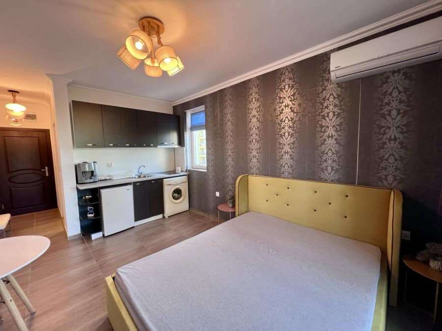 Bright interior of a newly built 33 sq.m. studio in Magnolia Residence 5, located in the center of S.