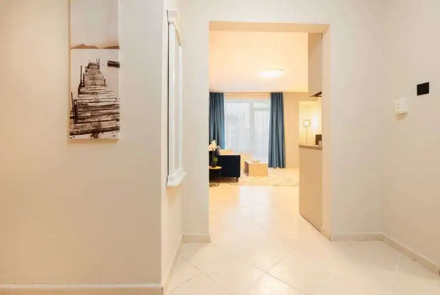 Modern 2-bedroom apartment with pool view in Sunny Beach center, 75 sq.m., near beaches and amenitie.