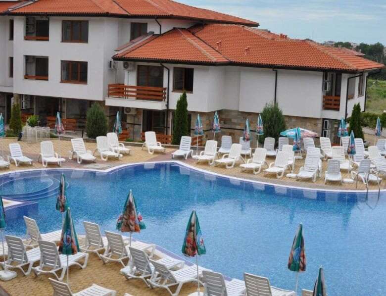 Modern apartment with pool view in Gardenia Hills near Sunny Beach.