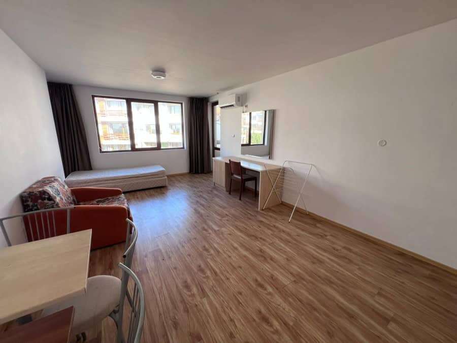 Bright 1-bedroom apartment with 66 sq.m. in Gardenia Hills near Sunny Beach. Modern living space wit.