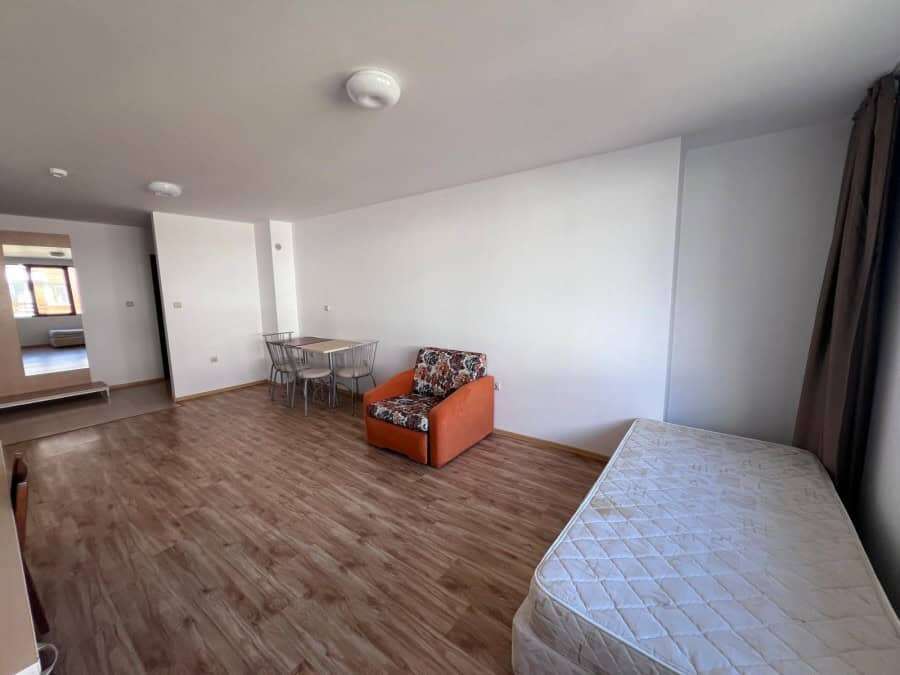 Interior view of a spacious 1-bedroom apartment in Gardenia Hills near Sunny Beach.