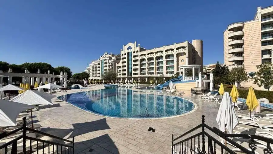 Beautiful sea view 1-bedroom apartment at Sunset Resort, Pomorie, with direct beach access and moder.