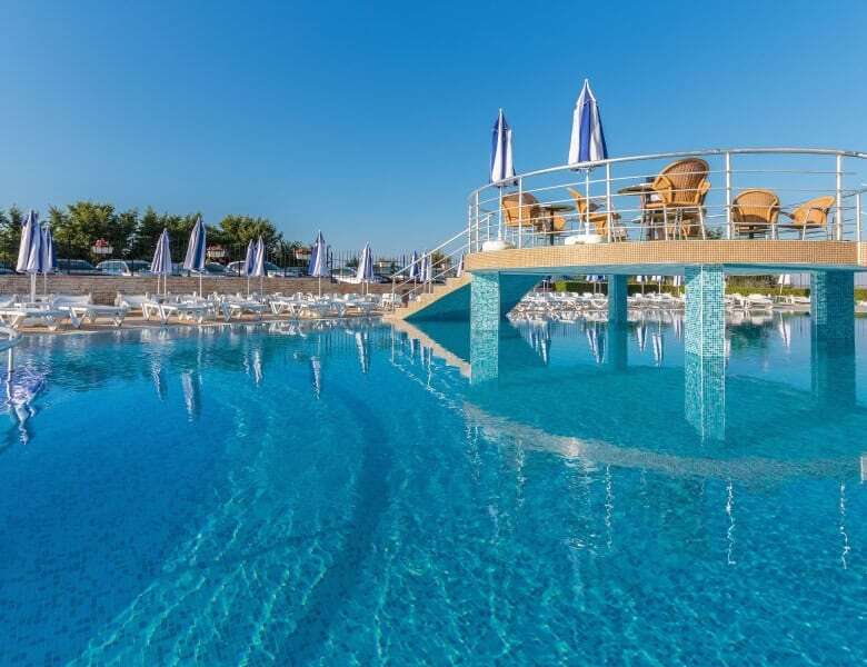 Sea front studio apartment with pool view in Costa Calma, Ravda, offering 42 sq.m. of comfortable li.