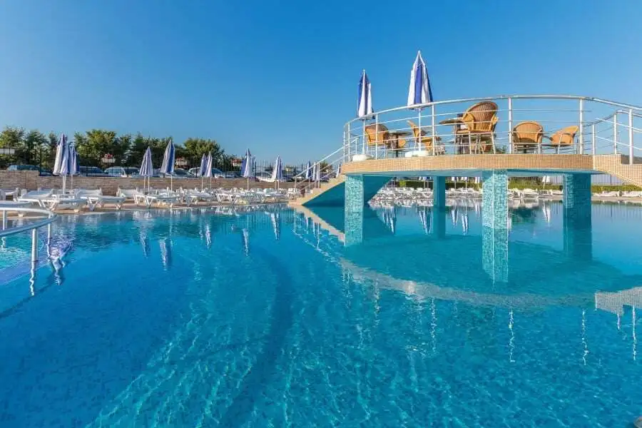 Sea front studio apartment with pool view in Costa Calma, Ravda, offering 42 sq.m. of comfortable li.