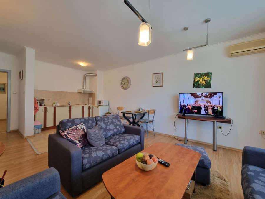 Comfortable fully furnished apartment with two large terraces, 96 sq.m., located in Prima 1, Sunny B.