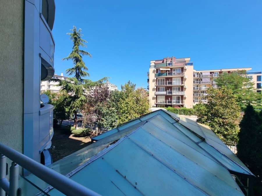 Spacious fully furnished apartment featuring two big terraces, 96 sq.m., in Prima 1, Sunny Beach.