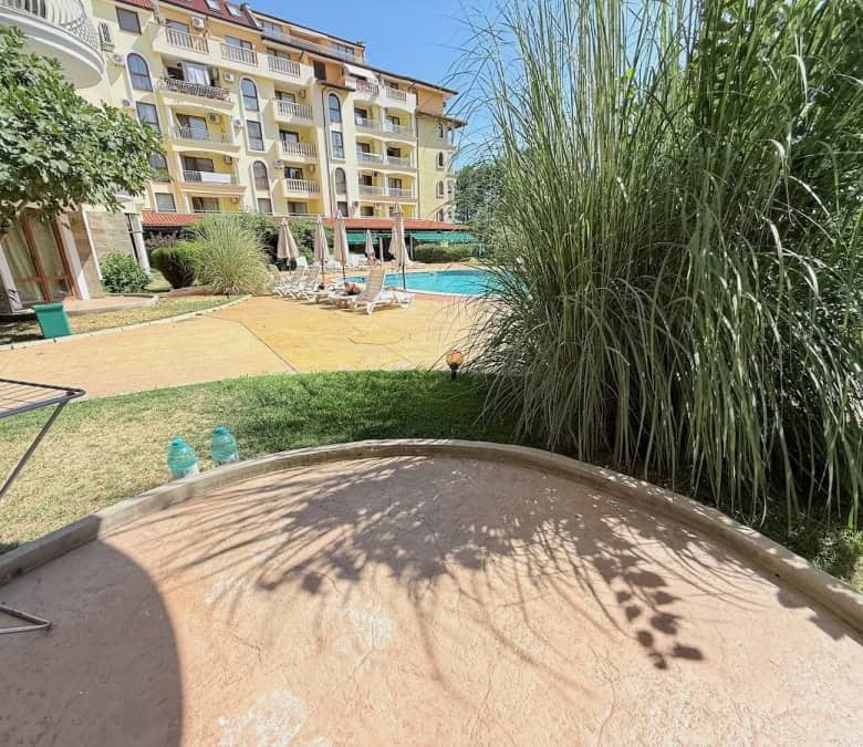 Ground floor 2-bed, 2-bath apartment with pool view in Summer Dreams resort.