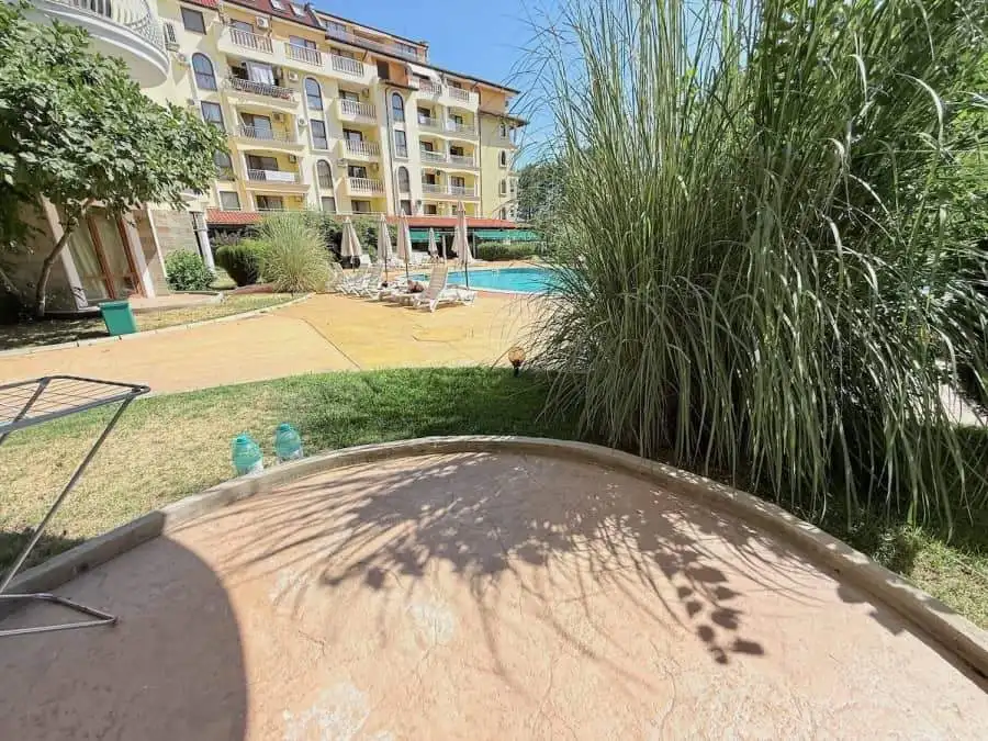 Ground floor 2-bed, 2-bath apartment with pool view in Summer Dreams resort.