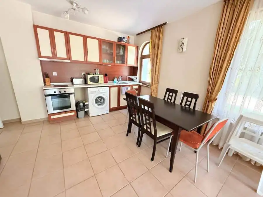 Ground floor apartment with pool access, 2 beds, 2 baths, 90 sq.m., Summer Dreams, Sunny Beach.
