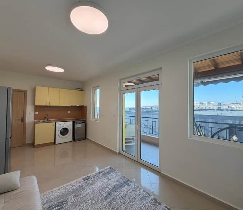 Bright sea view 1-bedroom apartment in Sveti Vlas center, 73 sq.m., with balcony and modern amenitie.