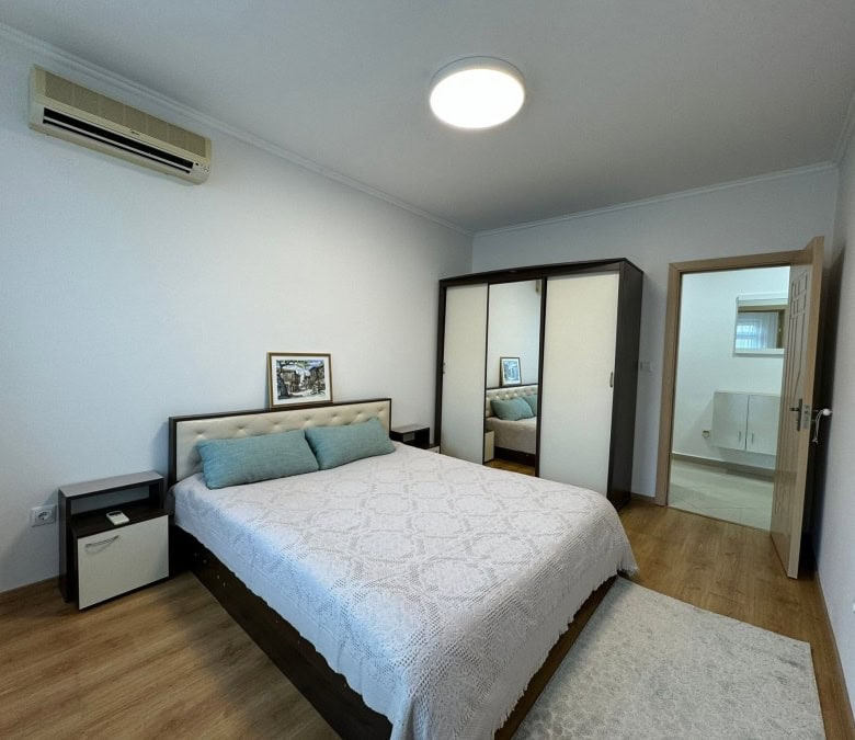 Apartment with sea view, 73 sq.m., in Sveti Vlas center.