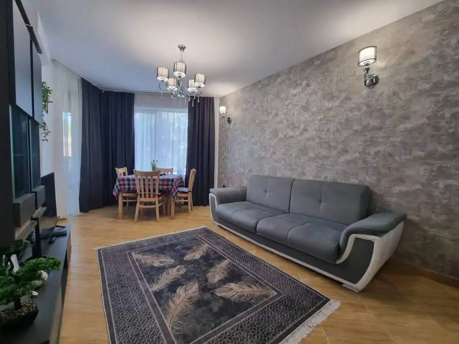 Pool view elegant apartment in Sunny Beach, 66 sq.m., featuring modern furnishings and a spacious li.