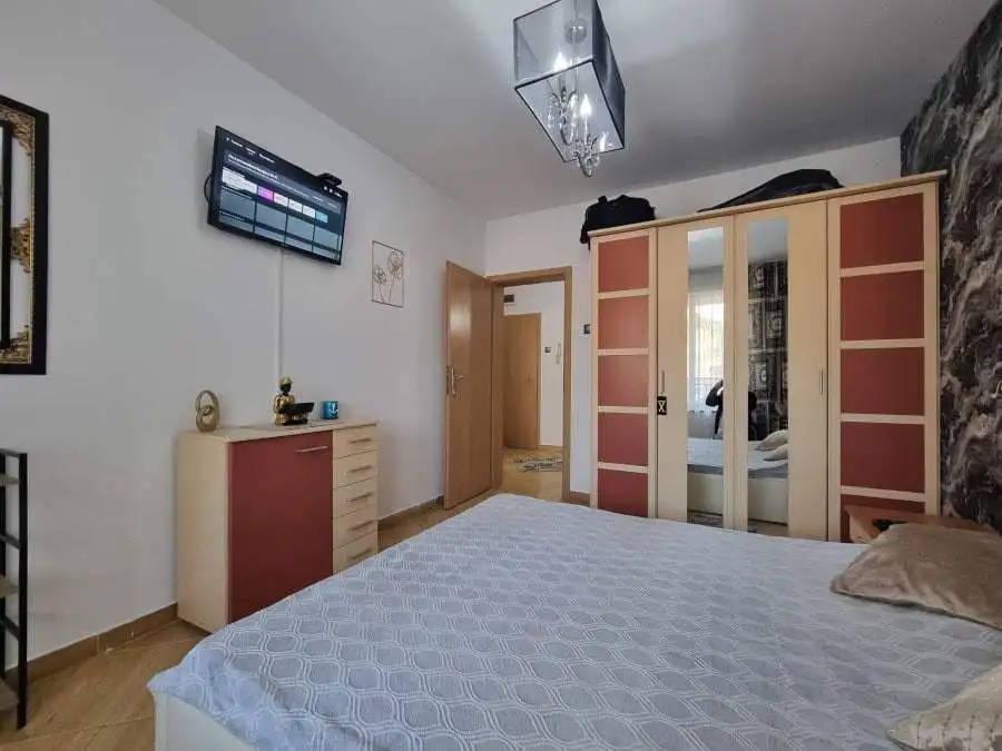 Elegant apartment with pool view in Golden Dreams, Sunny Beach, 66 sq.m.