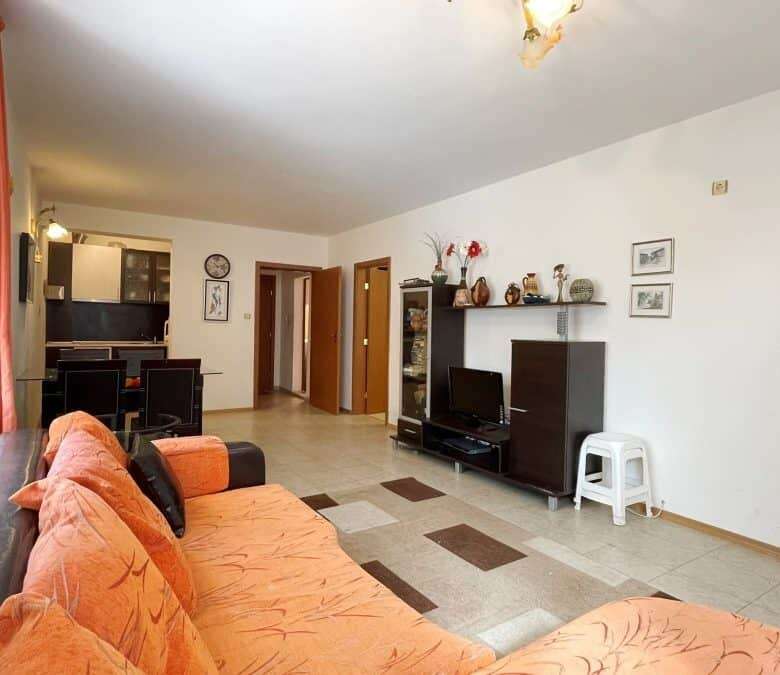 Interior view of a fully furnished 1-bedroom apartment in Vista Residence, Sveti Vlas.