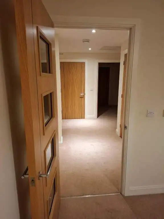 Bright 2-bedroom apartment in Coppice Gate Complex, Dibden Purlieu, Hampshire, UK.
