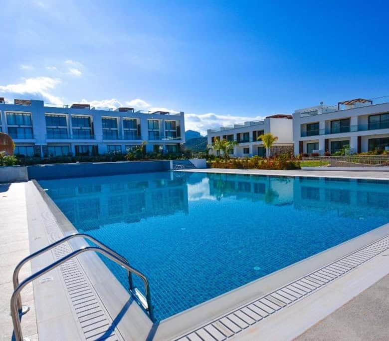 Modern 1-bed penthouse apartment with pool view in Deja Blue, Kyrenia North Cyprus. Perfect for luxu.