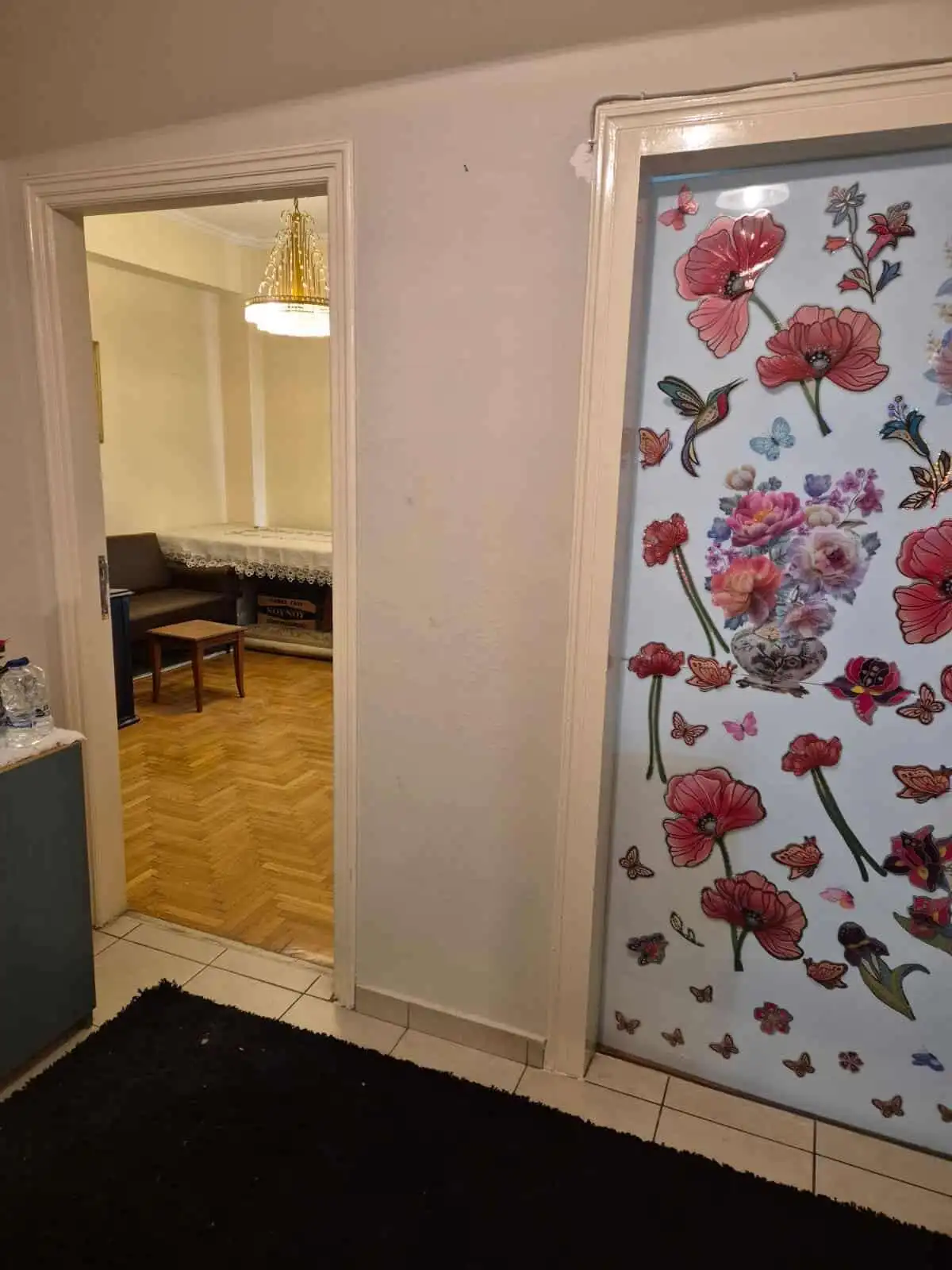 Apartment for Sale in Kypseli, Athens – 3 Bedroom City Property with Balconies.