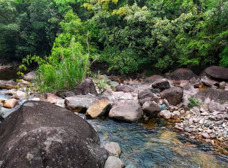 Beautiful land with riverfront in Pedra Branca do Araraquara, ideal for development or investment op.