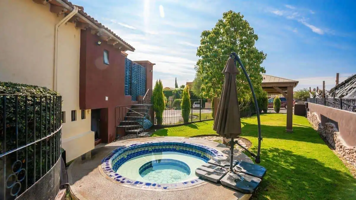 Elegant lakeside estate with private pool and lush garden in Rancho Los Labradores, San Miguel de Al.