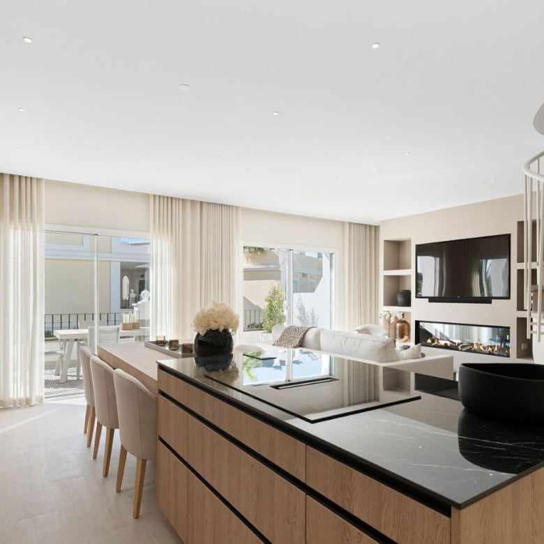 Luxury panoramic duplex penthouse living room with modern decor and spacious design.