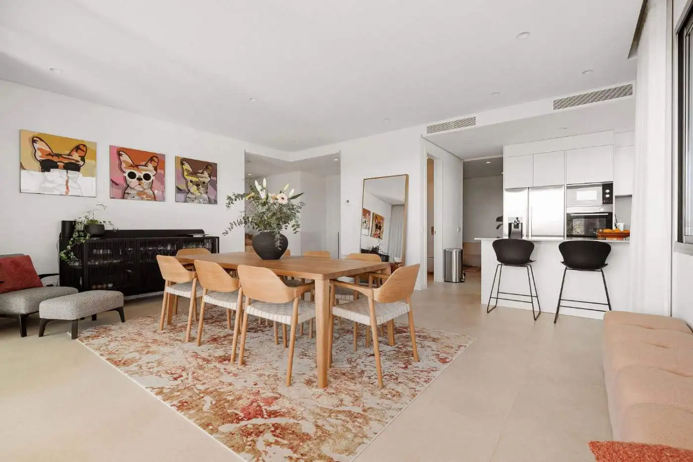 Spacious ground floor duplex apartment with sea and mountain views in Marbella Club Hills, Benahavis.
