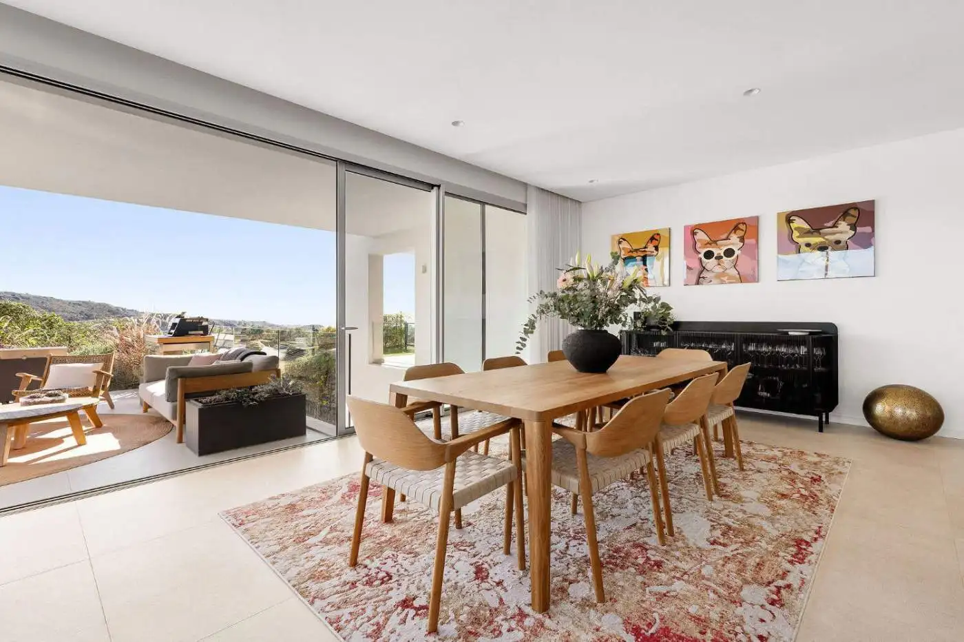 Spacious ground floor duplex apartment featuring stunning sea and mountain vistas in Marbella Club H.
