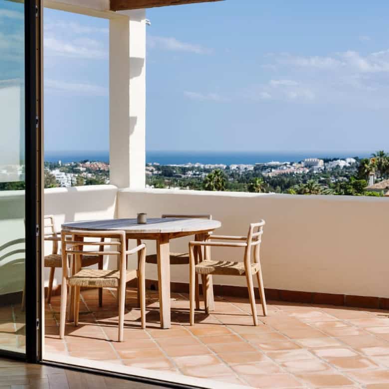 Loft-Style Apartment with Views in Palacetes Les Belvederes, Nueva Andalucia.