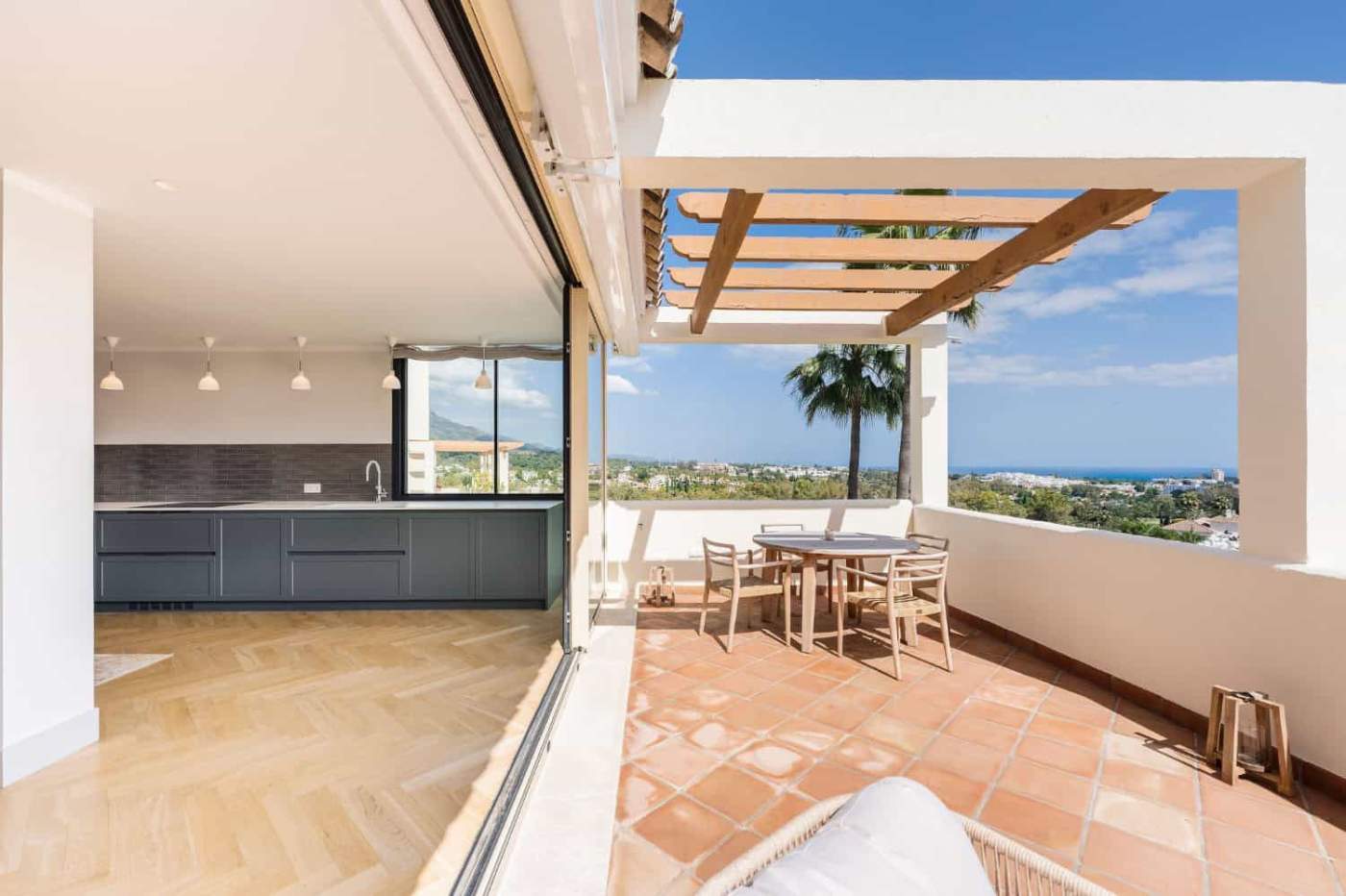 Loft-Style Apartment with Views in Palacetes Les Belvederes, Nueva Andalucia.