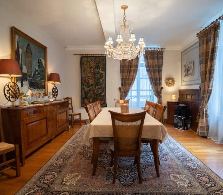 Charming 5-bedroom house for sale in Chateaudun, France, featuring a spacious, beautifully decorated.