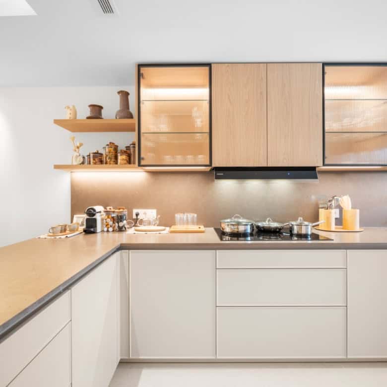 Modern kitchen with sleek cabinetry and minimalist design in El Palmeral, Nueva Andalucía.