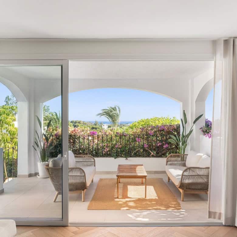 Luxury Townhouse Marbella with spacious terrace and sea views.