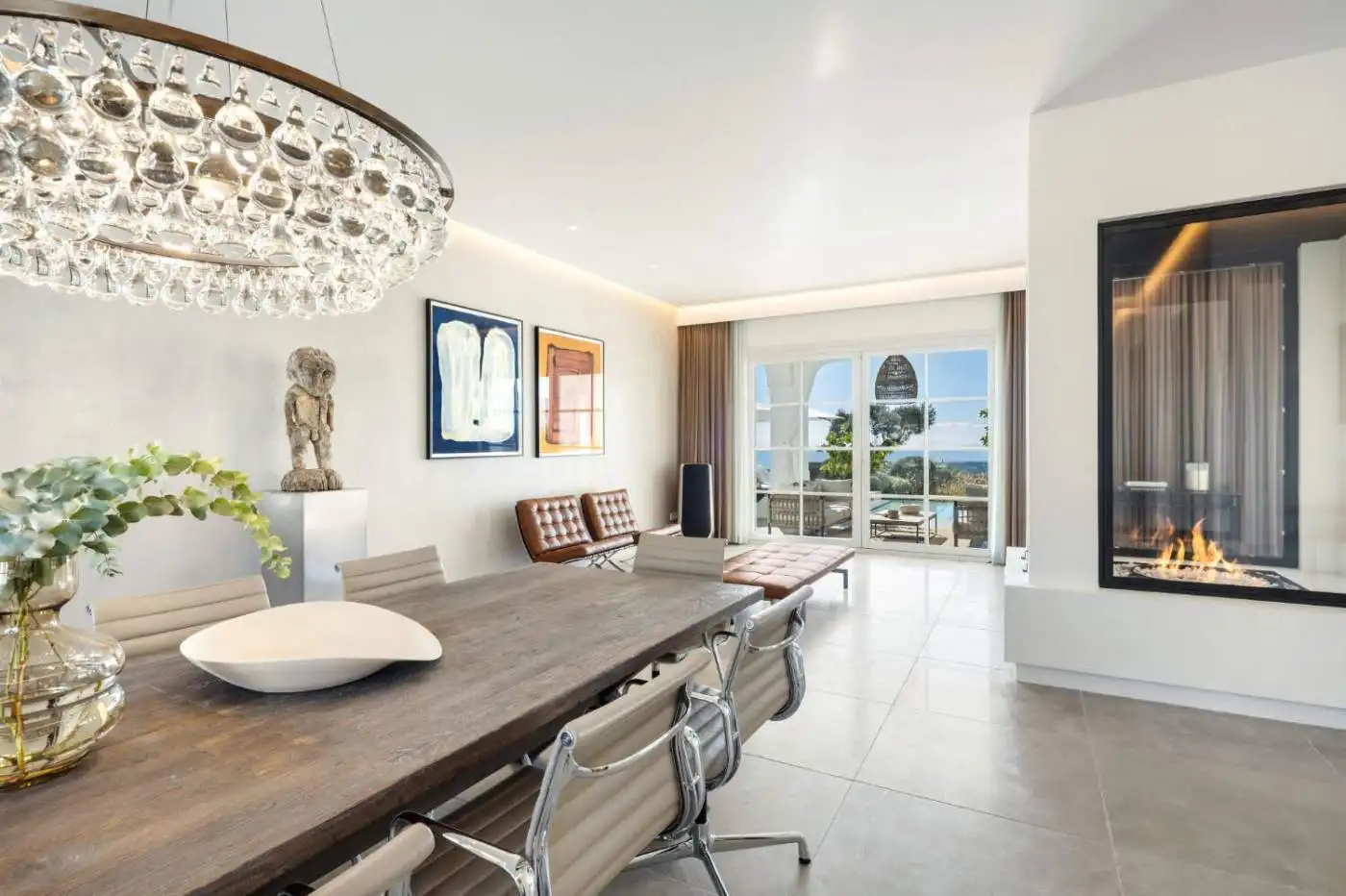 Elegant living room with panoramic vistas in Marbella Club Golf Resort. Modern design and luxurious.