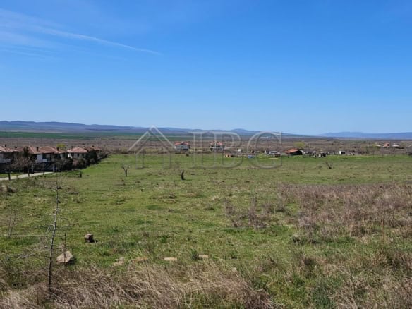 Spacious land plot in Kosharitsa, ideal for building your dream home or investment.